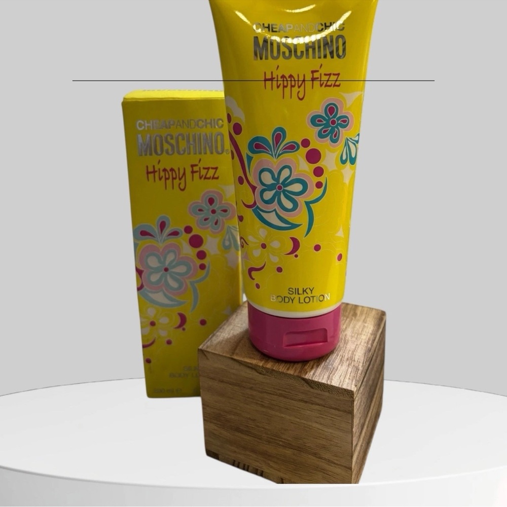 Moschino Cheap and Chic Hippy Fizz Silky Body Lotion Women 6.7 LARGE NEW IN BOX